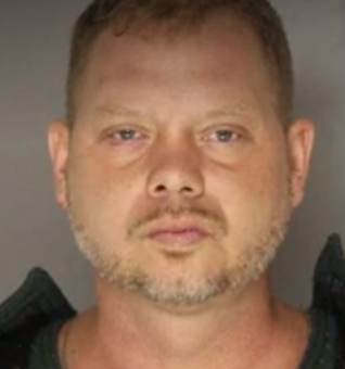 Un american a anunțat o alertă falsă cu bombă pentru a nu plăti consumația