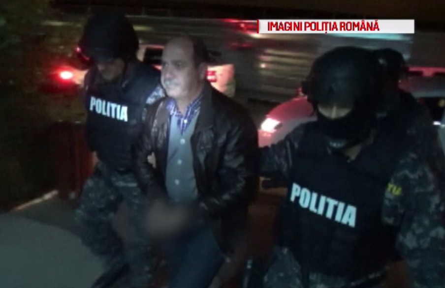 Afaceriști cu fier vechi din Gorj și Mehedinţi, arestați pentru evaziune fiscală