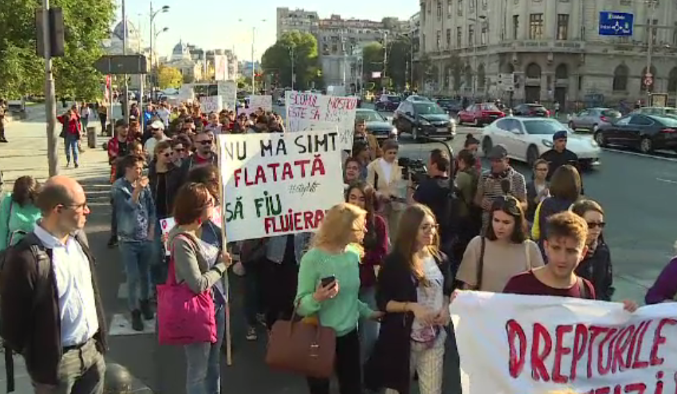 Marș în Capitală pentru apărarea femeilor abuzate de parteneri