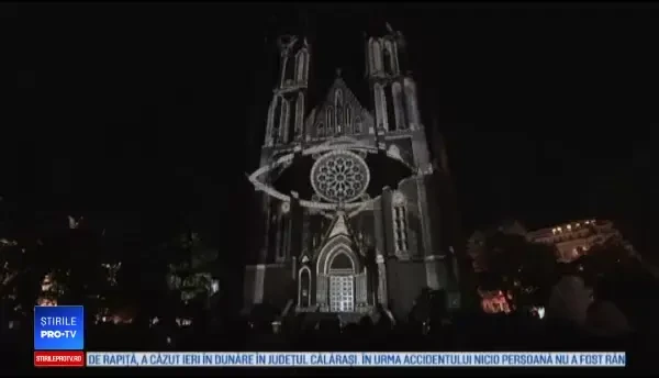 Spectacol impresionant de lumina la Praga. Surprizele de care vor avea parte turişti