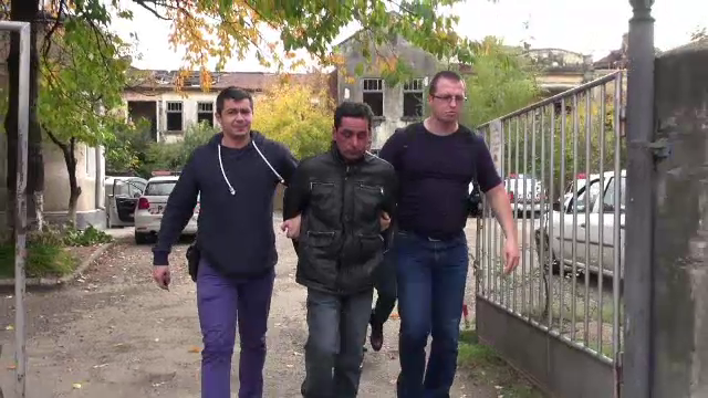 Bărbatul din Bacău care a încercat să răpească o fetită de 10 ani, arestat