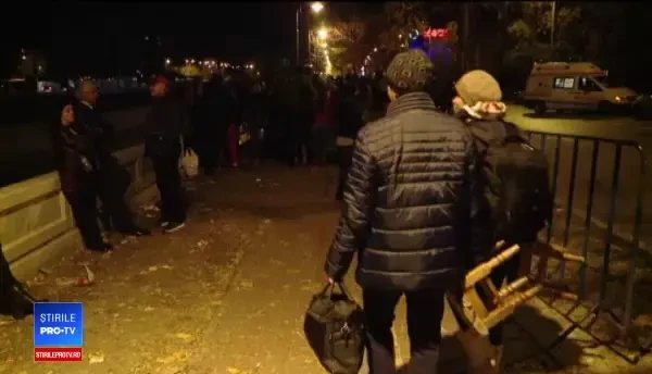 Doi soți din Suceava au venit la Sf. Parascheva pentru a-i cere un copil. Au stat 12 ore la coadă