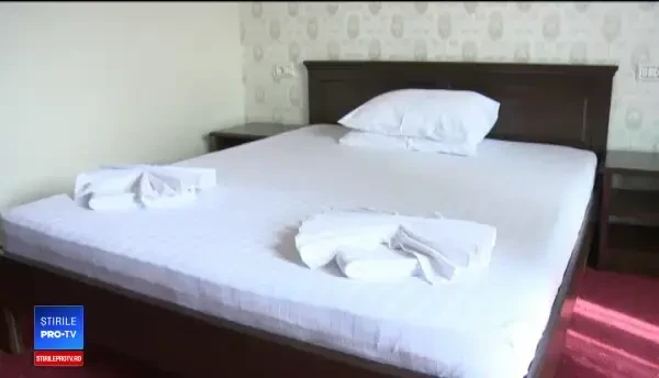 Unele pensiuni de pe Clisura Dunării sunt deja pe jumătate rezervate de Revelion. Ce oferte sunt