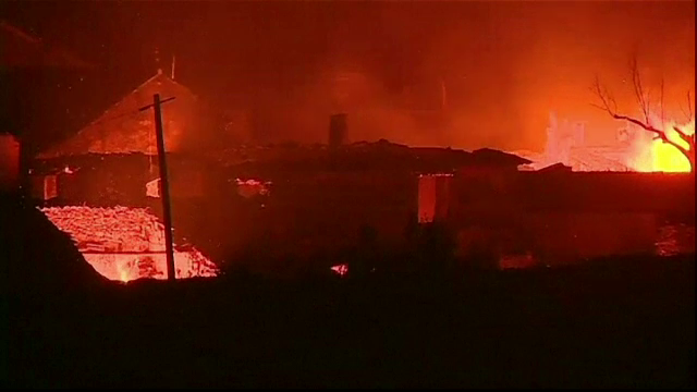 Cel puţin 6 oameni au murit în ultimele ore şi câteva zeci au fost răniţi uşor din cauza celor 300 de incendii din Portugalia