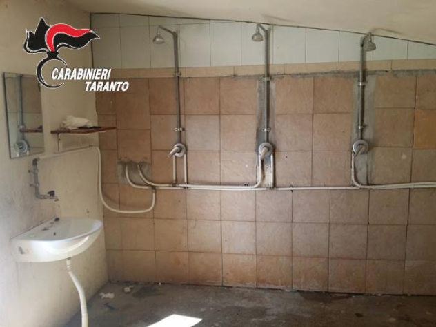 Rom&acirc;nii din Italia