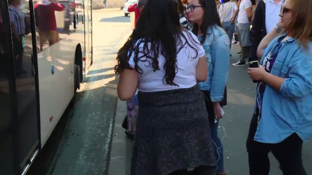 Românii mănâncă de 4 ori mai mult decât declară. 55% dintre adulți au un surplus de greutate