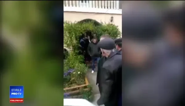 Un preot divorțat, caterisit după ce s-a recăsătorit