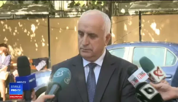 Ion Dumitru, fostul director general al Romsilva, cere statului despăgubiri de jumătate de milion de lei