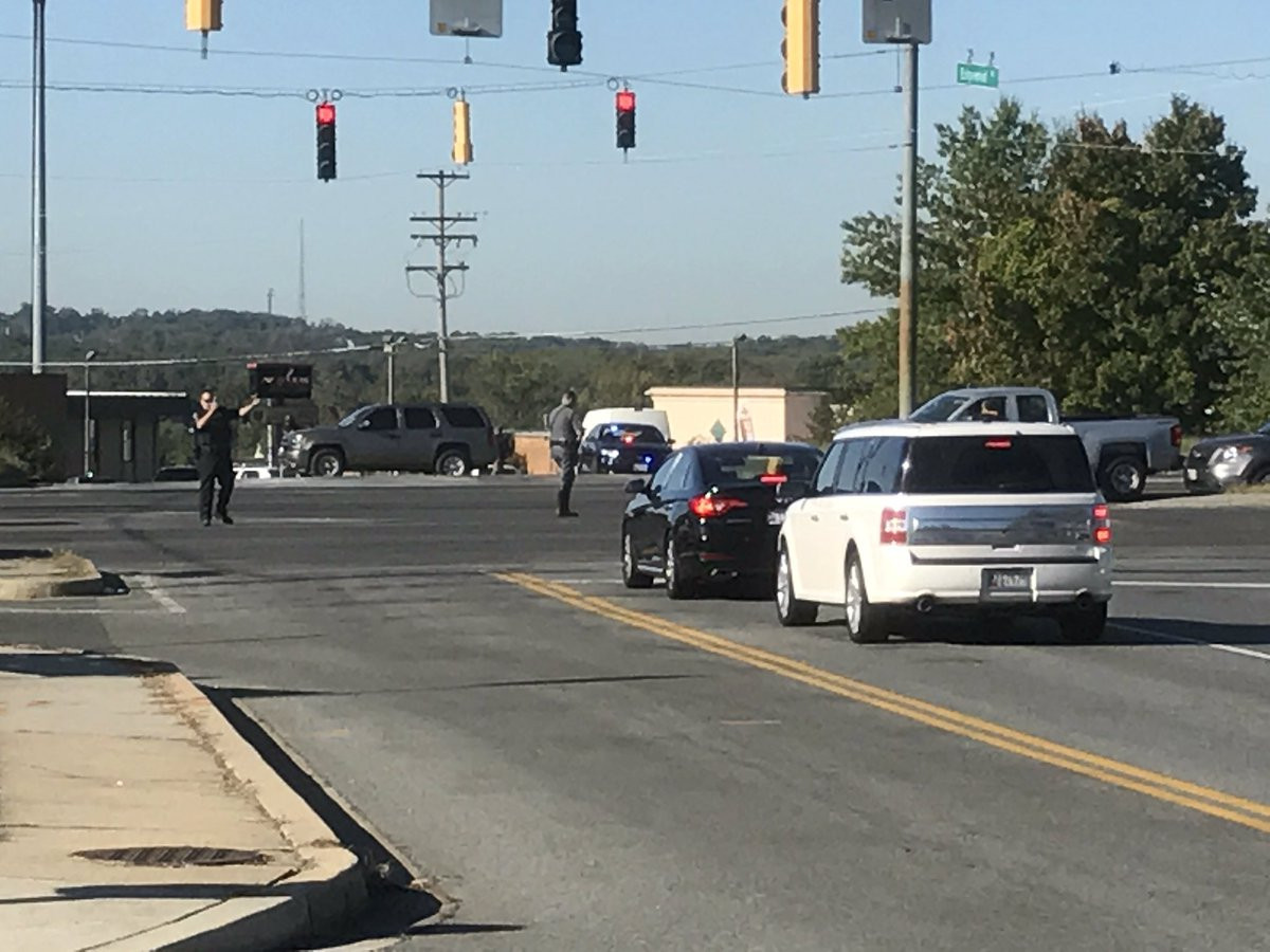 Atac armat în Maryland: 3 oameni morți. Atacatorul a fost arestat