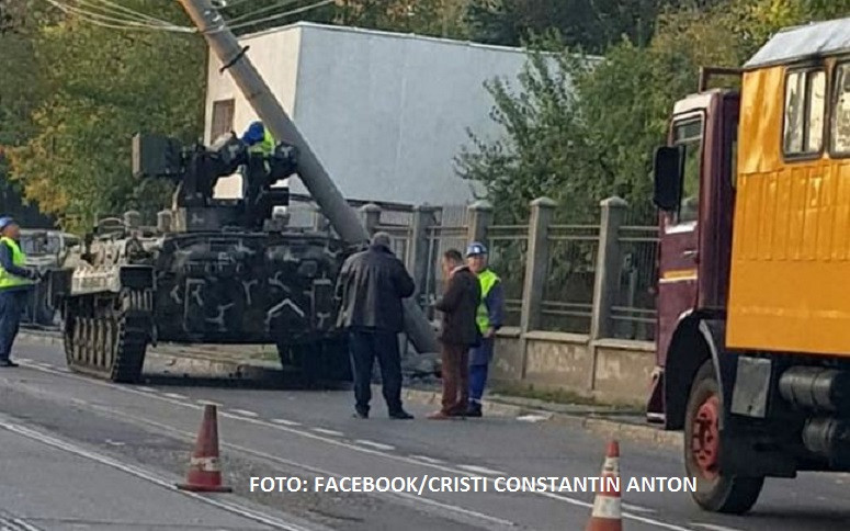 Vehicul blindat, implicat într-un accident rutier în Galaţi