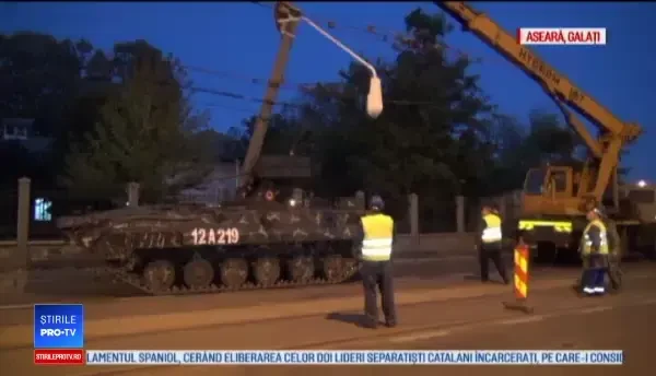 Vehicul blindat, implicat într-un accident rutier în Galaţi