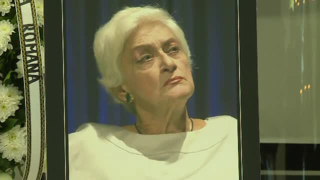 Zeci de artiști, prieteni și foști studenți i-au adus un ultim omagiu actriței Olga Tudorache
