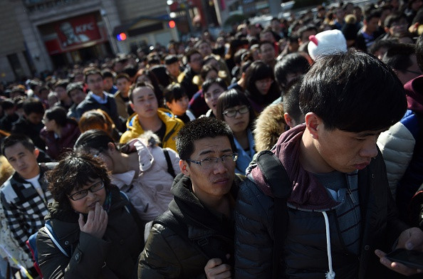 Imagini cu haosul de la metroul din Beijing în timpul Congresului Partidului Comunist Chinez