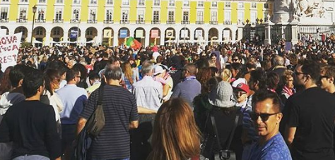 Mii de oameni au protestat în Lisabona față de Guvernul Portugaliei