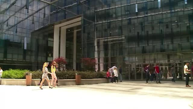 Criză de personal pe piața muncii din România. Angajații nu cer doar salarii cât mai mari