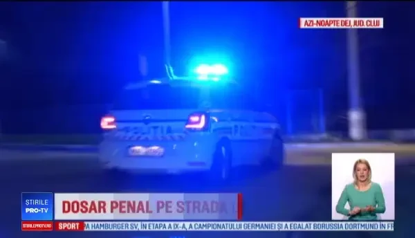O căruță a fost spulberată de o mașină. Șoferul a fugit de la locul accidentului