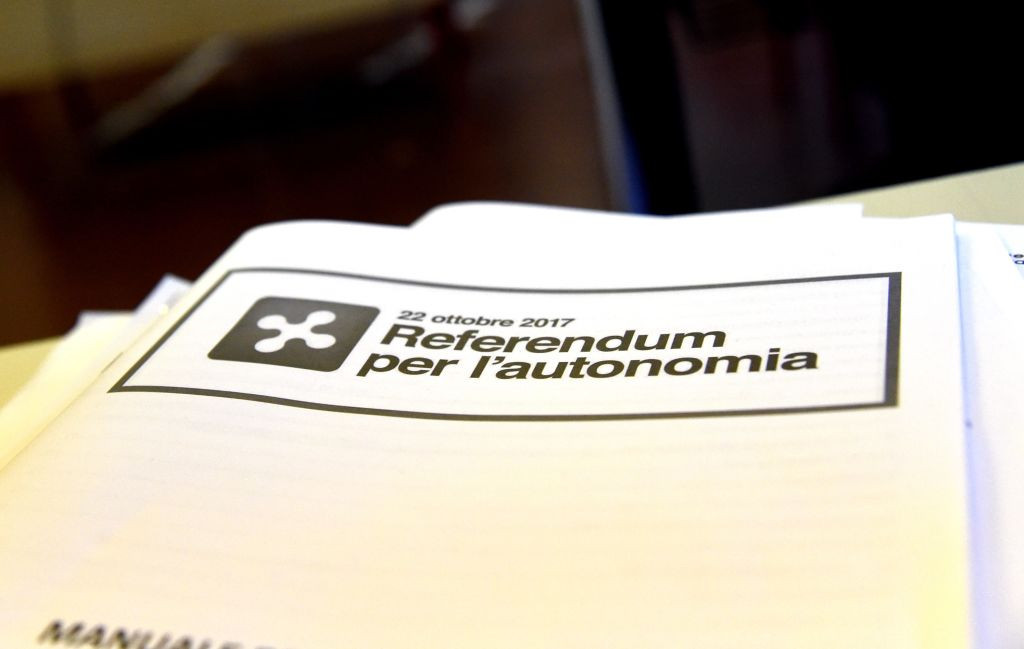 Italienii din două regiuni bogate au votat pentru mai multă autonomie