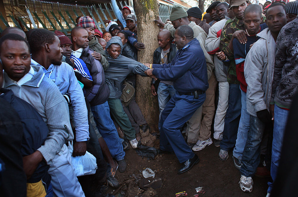 50 pe candidaţi se bat pe postul de călău oficial, în Zimbabwe