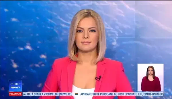 Peste 3000 de oameni au participat la înscăunarea noului episcop de Huși