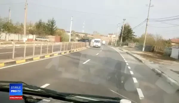 DN5, blocat pe ambele sensuri de TIR-uri răsturnate. Unul ducea struguri, celălalt lămâi