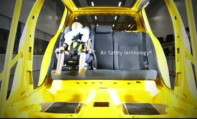 Airbag-uri speciale pentru copii, lansate la Londra