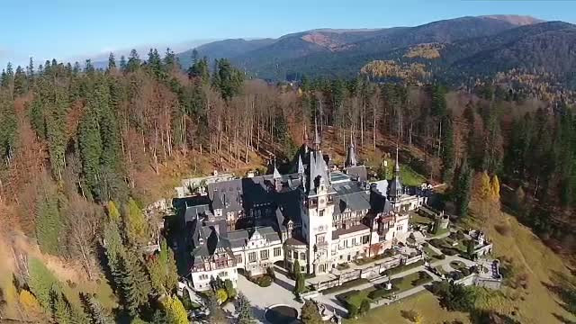 ”Simbolul independenței României” are nevoie de reparații. Ministrul Culturii spune că „e păcat”, dar nu face nimic