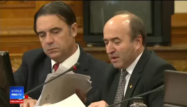 Legile Justiției, în Parlament. Politolog: Ne întoarcem la un DNA care ia forma PNA-ului