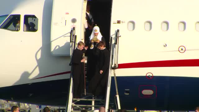 Patriarhul Kiril a ajuns la București, cu moaște. Mesaj pentru "fratele Daniel"