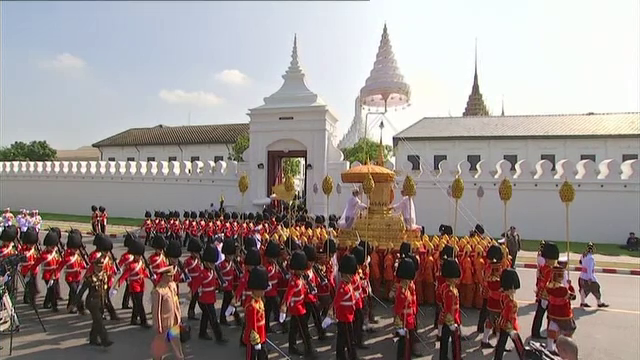Regele Bhumibol al Thailandei, incinerat la un an de la deces. Ceremoniile grandioase organizate