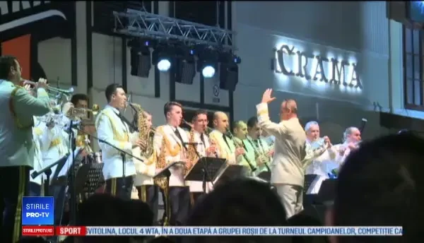 Ziua Armatei Române, încheiată pe ritmuri de fanfară. Mesajul ministrului Fifor