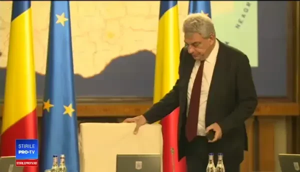 Guvernul a prezentat noile măsuri fiscale. Economiștii susțin că salariile ar putea scădea cu 10% în 2018