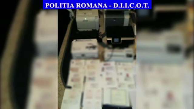 DIICOT a reținut 6 suspecți. Metoda prin care îi înșelau pe românii stabiliţi în străinătate