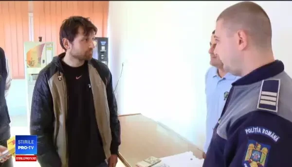 Un polițist a înapoiat 25.000 de lei, găsiți pe stradă. Cui aparțineau banii