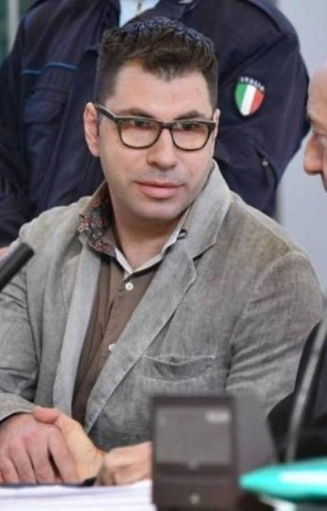 A infectat intenționat 32 de femei cu HIV. De ce le spunea că nu poate folosi prezervativ