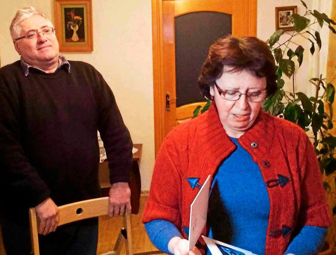 Corespondentul El Mundo, acuzat că a fabricat reportajul despre socrii lui Carles Puigdemont din Vaslui