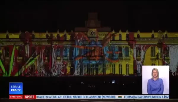 Palatului Culturii din Iaşi s-a transformat într-o impresionantă sala de proiecţie în aer liber