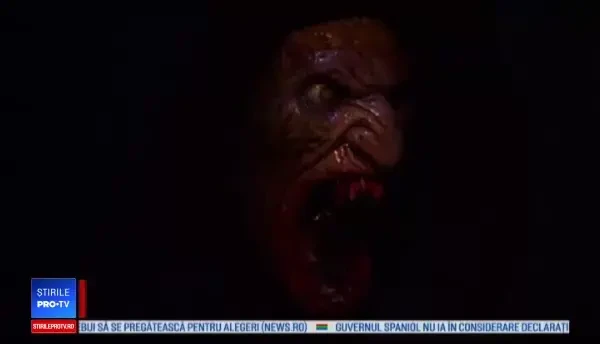 Halloween Horror Nights, parcul care îi sperie și pe cei mai curajoși: ”Creăm filme de groază pe viu!”