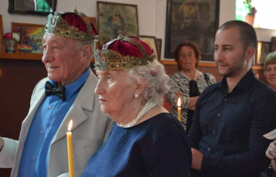 S-au căsătorit după 53 de ani de relație. ”M-am îndrăgostit de el privind o fotografie”