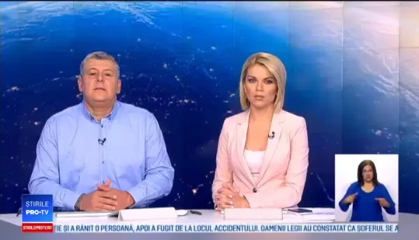 La un pas de moarte după ce a intrat cu betoniera într-un stâlp