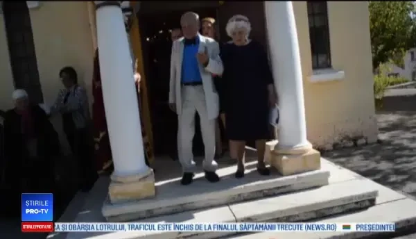 S-au căsătorit după 53 de ani de relație. ”M-am îndrăgostit de el privind o fotografie”