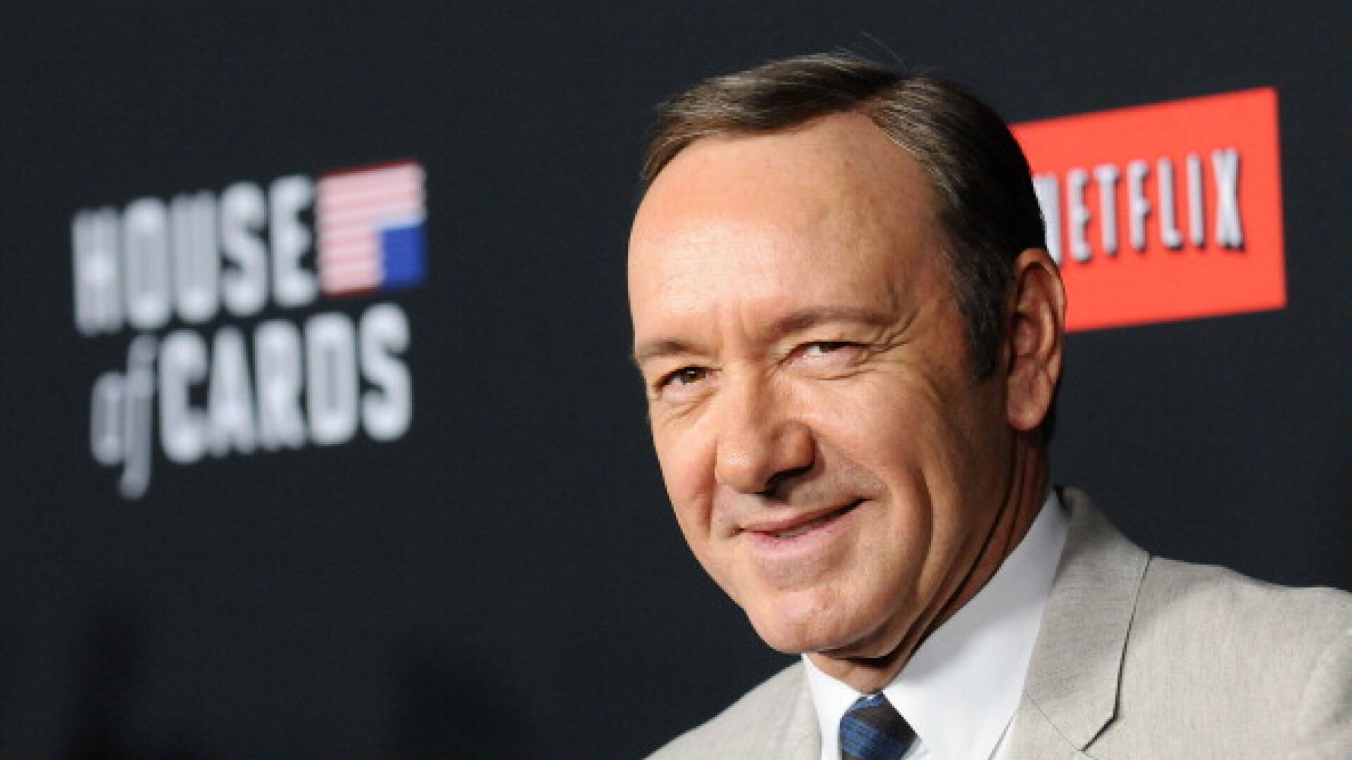 Încă un actor îl acuză pe Kevin Spacey de hărțuire sexuală: ”Domnul Spacey se simțea liber să ne atingă”