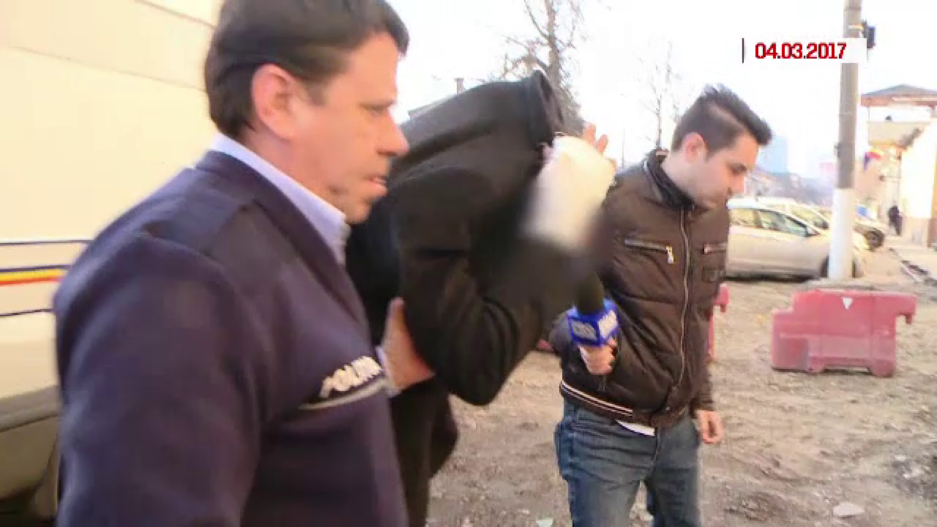 Militarul care și-a ucis iubita dându-i foc, condamnat la 13 ani de închisoare