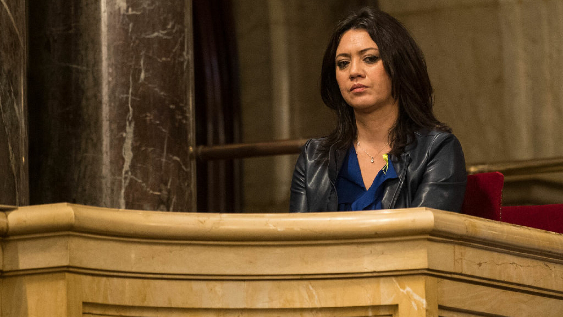 Soţia româncă a lui Puigdemont, lăsată singură cu 2 copii de soţul fugar