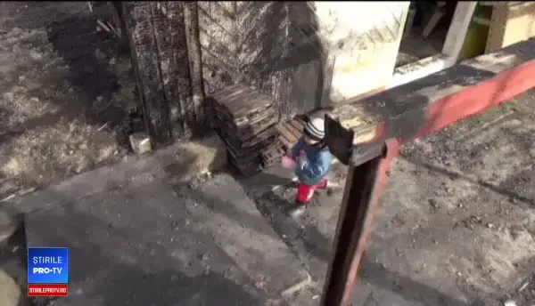 Un incendiu a lăsat o familie cu 6 suflete pe drumuri, în prag de iarnă