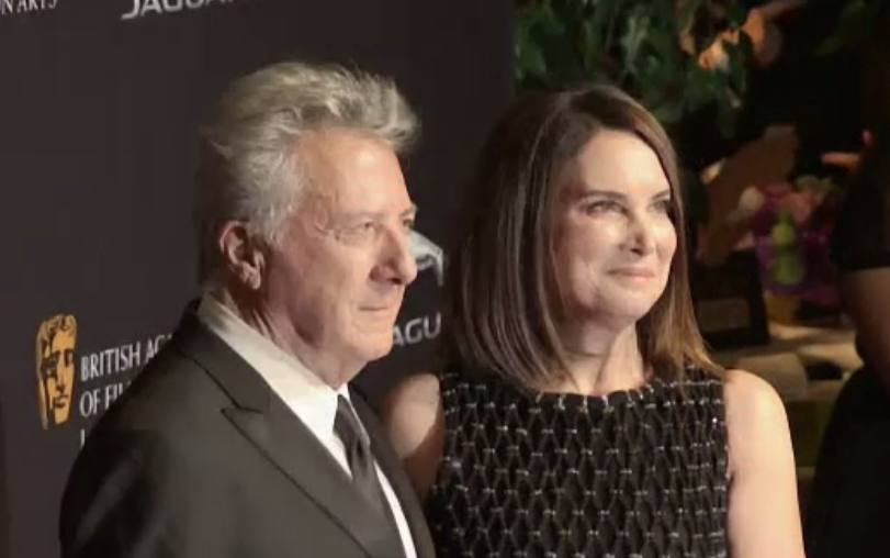 Actorul Dustin Hoffman intră pe lista vedetelor acuzate de agresiuni sexuale