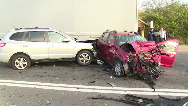 Femeie în stare gravă la spital, după ce mașina ei a fost izbită de un polițist de frontieră