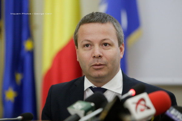 Gabriel Ispas, secretar de stat în Ministerul Educaţiei, urmărit penal în dosarul "Baza Cutezătorii"