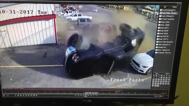 Accident în lanţ în Texas, produs de un şofer drogat