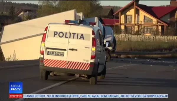 Mașina în care au ars cei 5 tineri din Suceava ar fi fost condusă cu 280 km/oră. Victimele aveau între 15 și 26 de ani