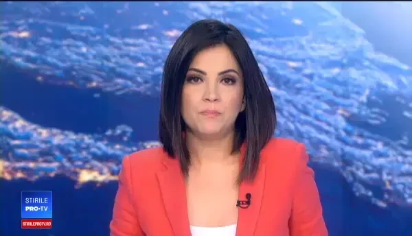 30 de familii izolate, după ce un pod s-a prăbușit sub greutatea unei mașini